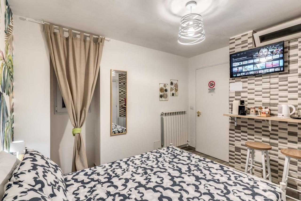 Hotel La Pieza à Bari Extérieur photo
