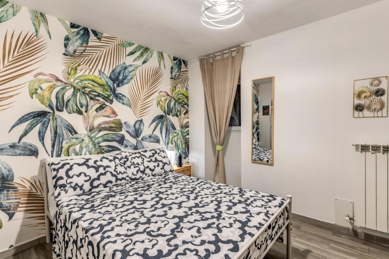 Hotel La Pieza à Bari Extérieur photo